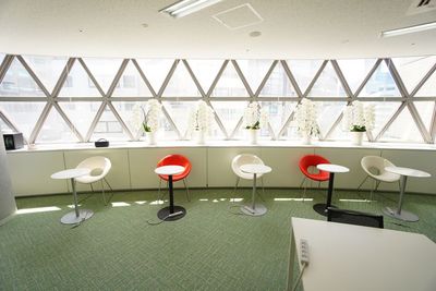 【AI VILLAGE SHIBUYA】 AI VILLAGE SHIBUYA 1名用フリー席F3の室内の写真