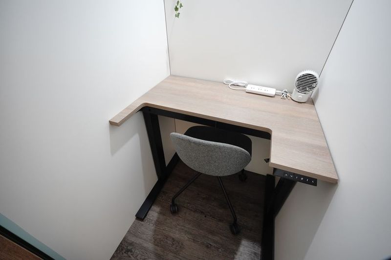SpemaBOX_渋谷明治通りスペマオフィス - 【SpemaBOX_渋谷明治通りスペマオフィス】