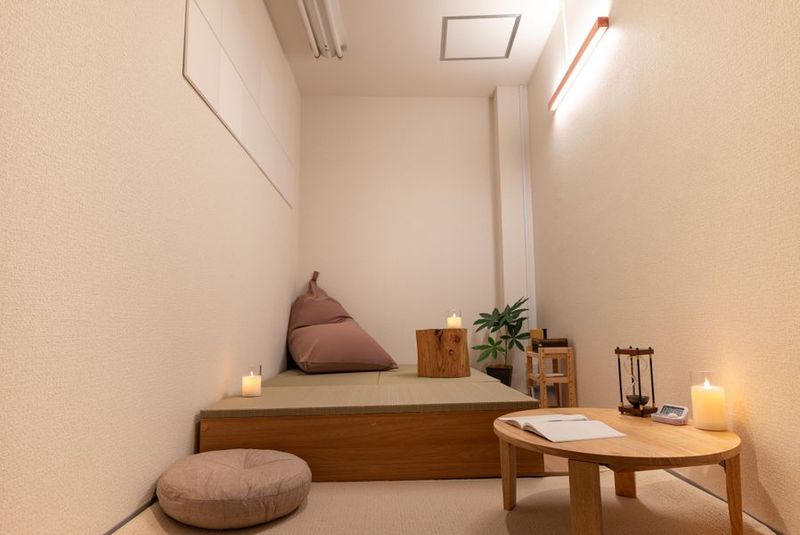 なにもしない部屋 - なにもしない部屋 早稲田店