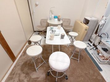 エリー町田　レンタルスペース&サロン 【Elly町田ネオ】町田の大人気スペースの室内の写真