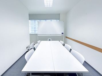 ビジョンセンターグランデ東京浜松町 4F 410室の室内の写真