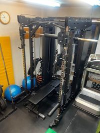 スミスマシン - SlimTrecenCCスカイツリー店（スリムトレセン） トレーニングルーム　SlimTrecenCCスカイツリー店★★の設備の写真