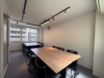 渋谷駅徒歩3分！青山通り(246)と明治通り交差点付近位の貸会議室 - シブテナ貸会議室・渋谷三丁目 8F