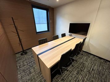 <EDGE名駅 Meeting Room1>名古屋駅徒歩10分🚃6名収容🪑Wi-Fi📶会議/商談/面談/ワークショップ - 【EDGE名駅】