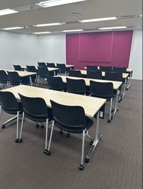 Regus 会議室｜高速Wi-Fi完備の落ち着いたビジネス空間 - リージャス会議室 日比谷ビジネスセンター