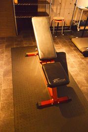 鍛えれます - アルカビル Sinwa Training Gym（真和トレーニングジム）の設備の写真