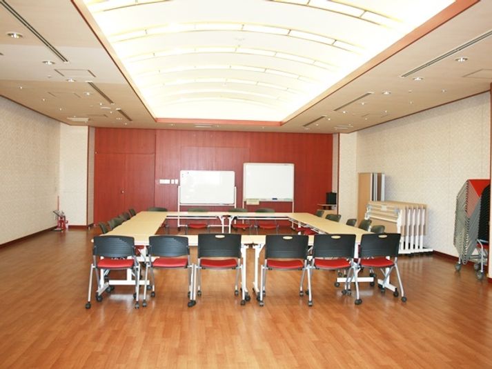 会議室 - 東京会議室 おしごとカフェ＆ホール　キャリア・マム