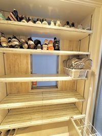 部屋の入口に入る前に靴箱がありますので、こちらで靴を脱いでお入りください。 - レンタルスペース「FAM よこはま」 FAMよこはまレンタルスペースの設備の写真