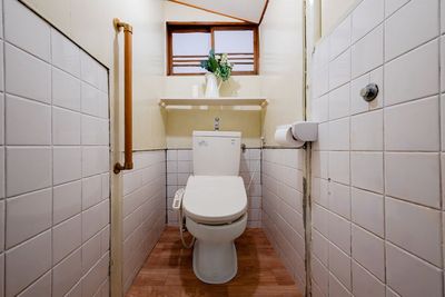 トイレ - Nakamichi Retreat House キッチン付きレンタルスペースの室内の写真