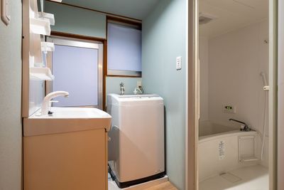 洗面所全体 - Nakamichi Retreat House キッチン付きレンタルスペースの室内の写真