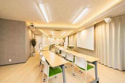 【飯田橋4分】情緒溢れる神楽坂の美容セミナー向き広々・清潔・上質空間🌿調光調色可💡備品0円🎤イベント、講演、会議、パーティ - keikoba音楽スタジオ 飯田橋店