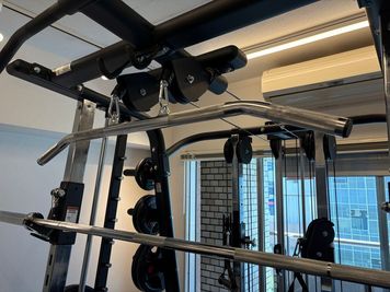 MIYAZAKI GYM田町店の室内の写真