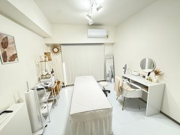 2025年11月NewOpen✨名古屋駅徒歩５分！白色を基調としたおしゃれなサロン✨エステ・ネイル・整体✨ - レンタルサロン「corelabo」