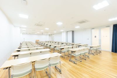枚方ビオルネ ビィーゴ イベントルームA+Bの室内の写真