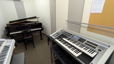 ヤマハミュージック直営教室(富谷市成田)【無料駐車場完備】 グランドピアノとELS-02Cを設置 - ヤマハミュージックジャパン　仙台北センター （富谷市成田）