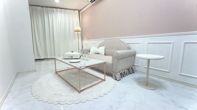 ピンククローゼット新宿の室内の写真