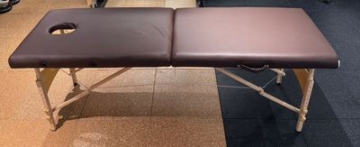 施術用折り畳みベッドです。 - 多目的レンタルスタジオ、ジムの設備の写真