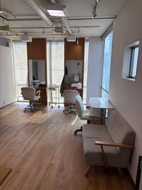 美容室orange 美容室内のレンタルブースの室内の写真