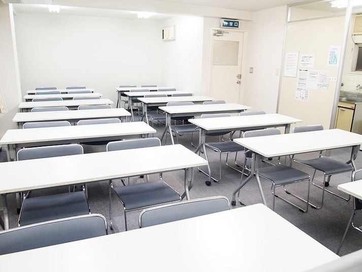 301会議室 - 貸教室・貸会議室　内海