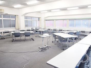 貸教室・貸会議室　内海 2F教室の室内の写真
