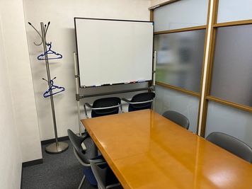 ホワイトボード完備 - 澤田聖徳ビル 201号室の室内の写真