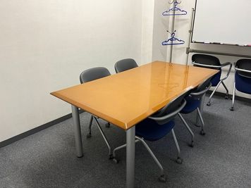 201号室 最大6名様までの格安貸会議室です。 - 澤田聖徳ビル