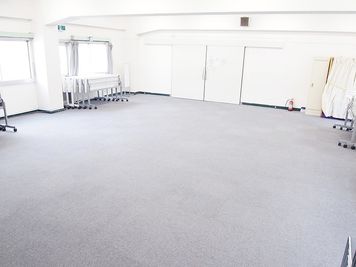 貸教室・貸会議室　内海 4F教室の室内の写真