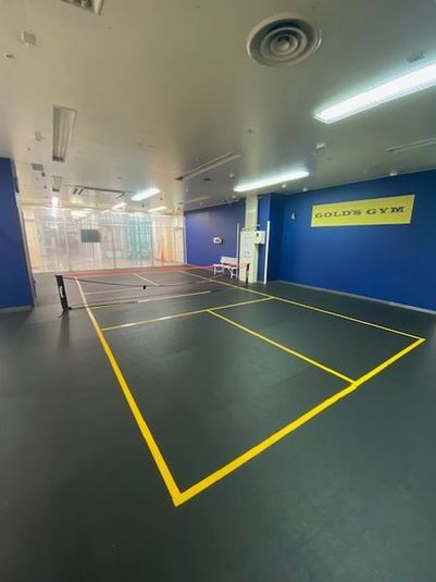 ゴールドジム千葉ニュータウン ピックルボール　30分の室内の写真