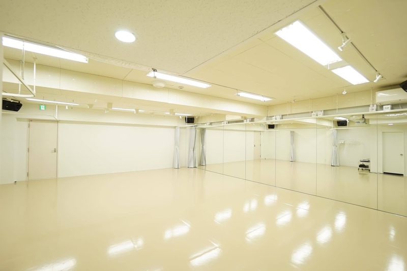 【渋谷】宮益坂十間スタジオ 防音個室スペースAの室内の写真
