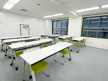 会議・商談・小規模研修に最適|設備充実の都心会議室。スタッフ常駐で安心。 - ビジョンセンター西新宿