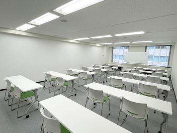 会議・商談・小規模研修に最適|設備充実の都心会議室。スタッフ常駐で安心。 - ビジョンセンター西新宿