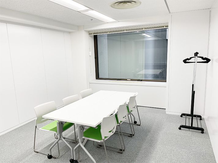ビジョンセンター西新宿 2F 205室の室内の写真