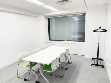 会議・商談・小規模研修に最適|設備充実の都心会議室。スタッフ常駐で安心。 - ビジョンセンター西新宿