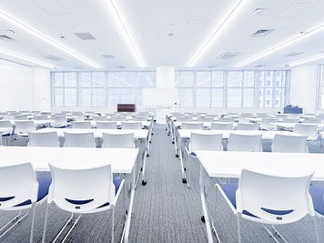 研修・セミナー・社内会議に最適|設備充実の都心会議室。スタッフ常駐で安心。 - ビジョンセンター東京虎ノ門
