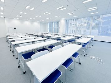 研修・セミナー・社内会議に最適|設備充実の都心会議室。スタッフ常駐で安心。 - ビジョンセンター東京虎ノ門