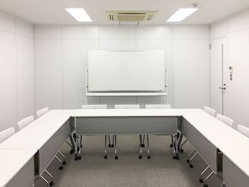 会議・商談・小規模研修に最適|設備充実の都心会議室。スタッフ常駐で安心。 - ビジョンセンター田町