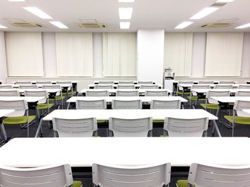 研修・セミナー・社内会議に最適|設備充実の都心会議室。スタッフ常駐で安心。 - ビジョンセンター田町