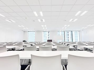 研修・セミナー・社内会議に最適|設備充実の都心会議室。スタッフ常駐で安心。 - ビジョンセンター横浜みなとみらい