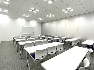 会議・商談・小規模研修に最適｜設備充実の都心会議室。スタッフ常駐で安心。 - ビジョンセンター東京 京橋