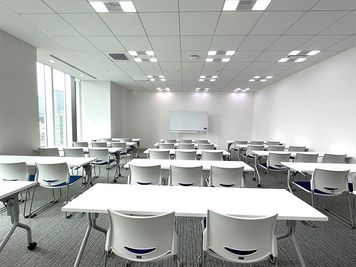 会議・商談・小規模研修に最適|設備充実の都心会議室。スタッフ常駐で安心。 - ビジョンセンター東京 京橋