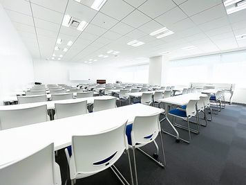 研修・セミナー・社内会議に最適|設備充実の都心会議室。スタッフ常駐で安心。 - ビジョンセンター新橋
