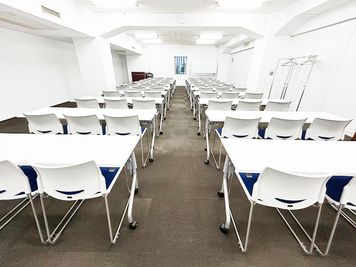 研修・セミナー・社内会議に最適|設備充実の都心会議室。スタッフ常駐で安心。 - ビジョンセンター虎ノ門 溜池山王