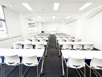 会議・商談・小規模研修に最適|設備充実の都心会議室。スタッフ常駐で安心。 - ビジョンセンター虎ノ門 溜池山王