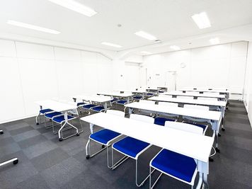 会議・商談・小規模研修に最適|設備充実の都心会議室。スタッフ常駐で安心。 - ビジョンセンター虎ノ門 溜池山王