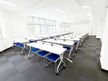 研修・セミナー・社内会議に最適|設備充実の都心会議室。スタッフ常駐で安心。 - ビジョンセンター虎ノ門 溜池山王