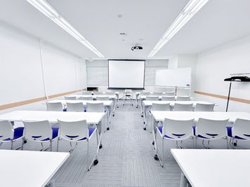 会議・商談・小規模研修に最適|設備充実の都心会議室。スタッフ常駐で安心。 - ビジョンセンターグランデ東京浜松町