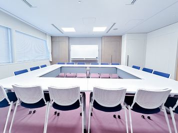 会議・商談・小規模研修に最適|設備充実の都心会議室。スタッフ常駐で安心。 - ビジョンセンターグランデ東京浜松町