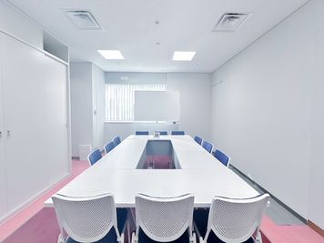 会議・商談・小規模研修に最適|設備充実の都心会議室。スタッフ常駐で安心。 - ビジョンセンターグランデ東京浜松町