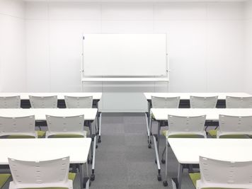 会議・商談・小規模研修に最適|設備充実の都心会議室。スタッフ常駐で安心。 - ビジョンセンター横浜(西口)