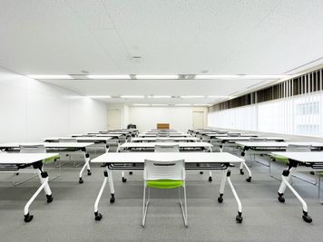 研修・セミナー・社内会議に最適|設備充実の都心会議室。スタッフ常駐で安心。 - ビジョンセンター横浜(西口)